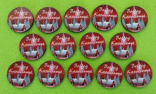 Nyomtatott Fa Kicsi  Piros háttérrel  Boldog karácsonyt felirattal 	14db/csomag	3cm 