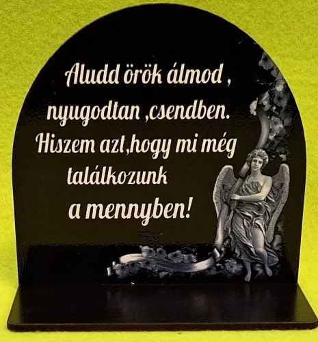  Nyomtatott fa  Kicsi talpas  tábla Aludd nyugodt álmod..........	1szett	szélesség13cm-12cm magasság Talp 13x7 cm, 