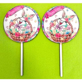   Nyomtatott Fa beszúrós dísz nyuszi kosárban  Happy easter felirattal     	2db/csomag	8,5x16cm 