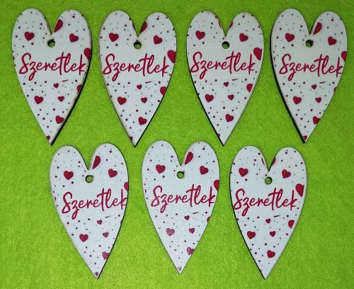 Nyomtatott fa   Szív piros szíves Szeretlek  felirattal	7db/csomag	6x3,5cm 