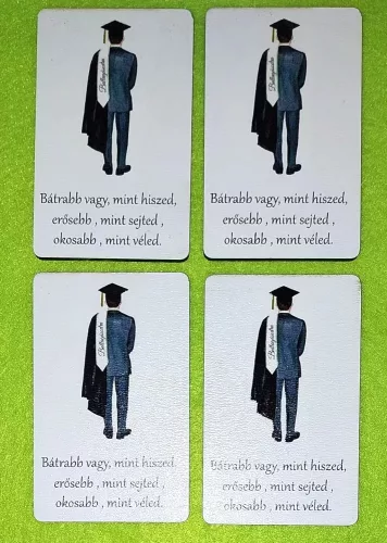 Nyomtatott Fa    Fiús ballagási tábla Bátrabb vagy, mint hiszed….felirattal	4db/csomag	8x5cm 