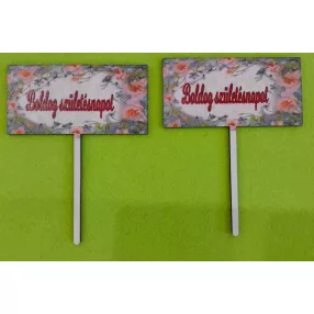   Nyomtatott ,fa alapú HDF(nem tömörfa)      Beszúrós téglalap Futós virággal   Boldog születésnapot	2db/ csomag 	10x13cm 
