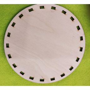   	Natúr fa   kör alap szalaggal fűzhető  	1db	15 cm kör  4x7 mm lyukkal 
