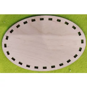   Natúr fa   ovális alap szalaggal fűzhető  	1db	16x10,5cm ovális   4x7 mm lyukkal 
